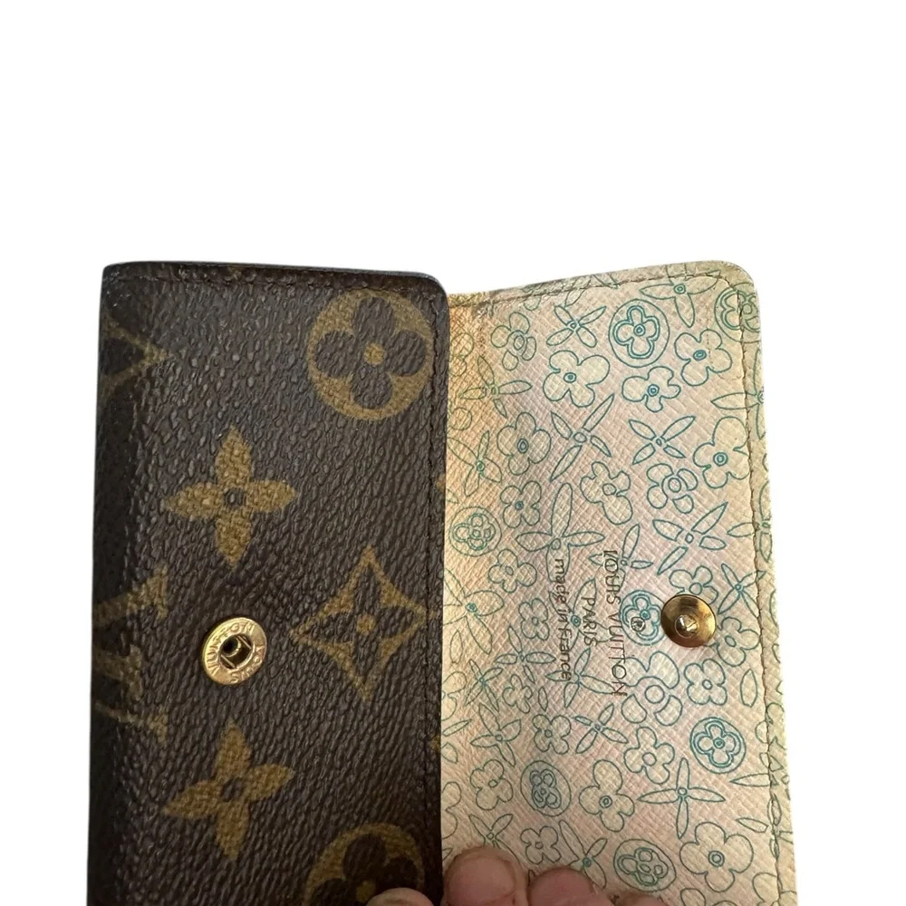 Louis Vuitton Monogram Key Chain Wallet *RARE* pattern - Picture 3 of 15